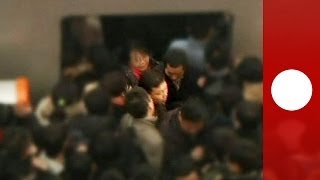 Battleground Beijing: Daily Routine In Overcrowded Metro Battleground Beijing: Daily Routine In Overcrowded Metro