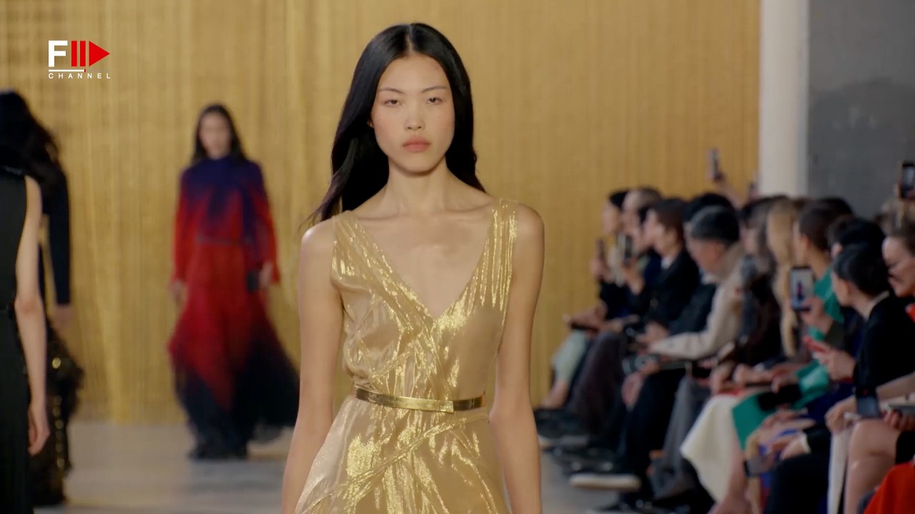 AKRIS Fall 2026 Paris - Fashion Channel