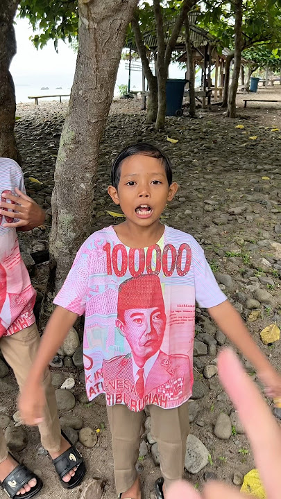 Mr. Faruq was thrown out #davidsunairi #villageboy #funny #comedy #funny