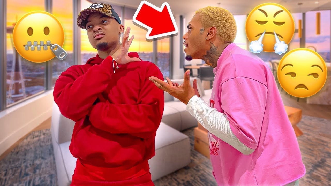 VLOGMAS 🎄 DAY 26: IGNORING MY CRUSH TO GET HIS REACTION * HE LEFT ME 🤦🏽‍♂️*