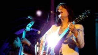 Kathy Mattea introduces & sings Where've You Been, London Jan 09 chords
