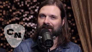 Video thumbnail of "Mac Powell Performs "Red Boots" | Country Now"