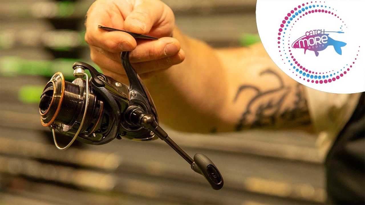 【箱 取説付き】DAIWA LEGALIS LT 2000S ゴールド 箱 取説付き】DAIWA LEGALIS LT 2000S ゴールド ダイワ レガリス