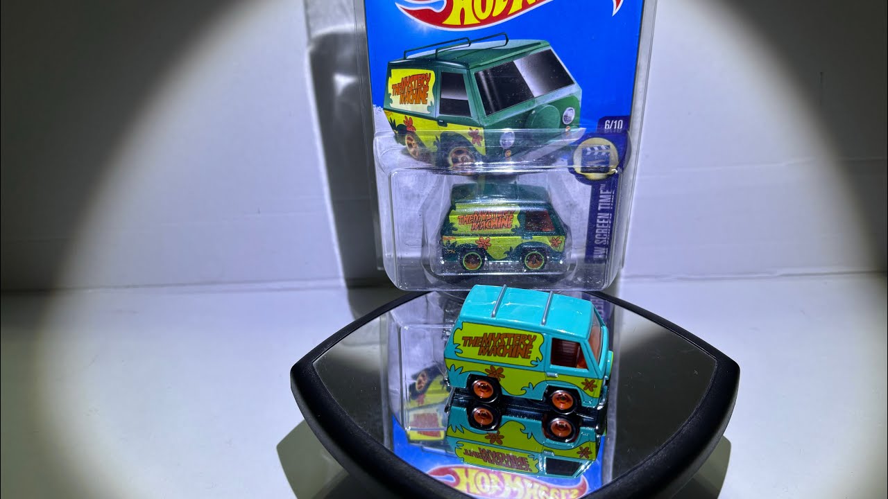 The Mystery Machine Hotwheels Pop Culture Premium - YouTube