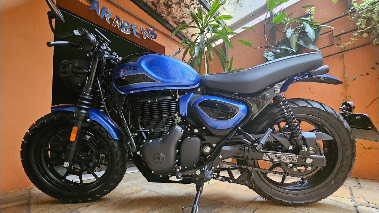 Hunter 350 totalmente customizada.