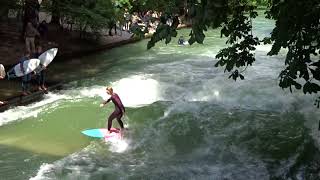 Muenchen Englischer Garten Surfing 23.06.2018