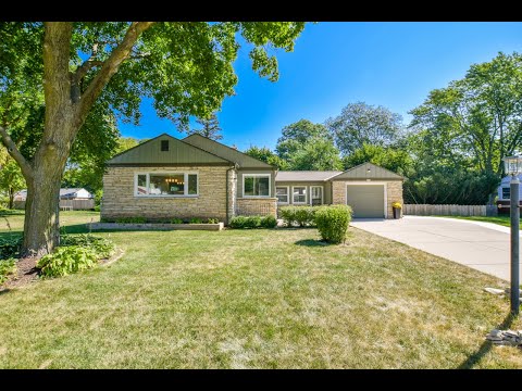 6956 N Rockledge Ave, Glendale, WI home video tour
