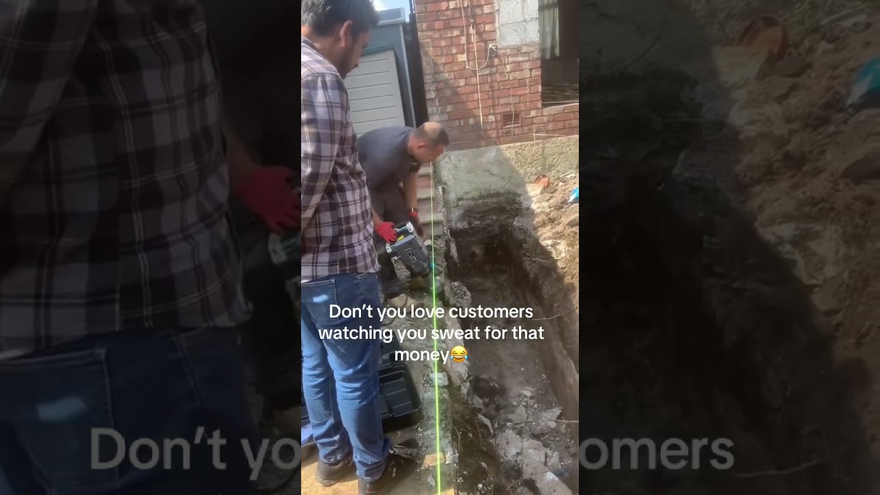 #viralvideo #construction #youdreamwebuild #funnyimages #fypp #funnymemes