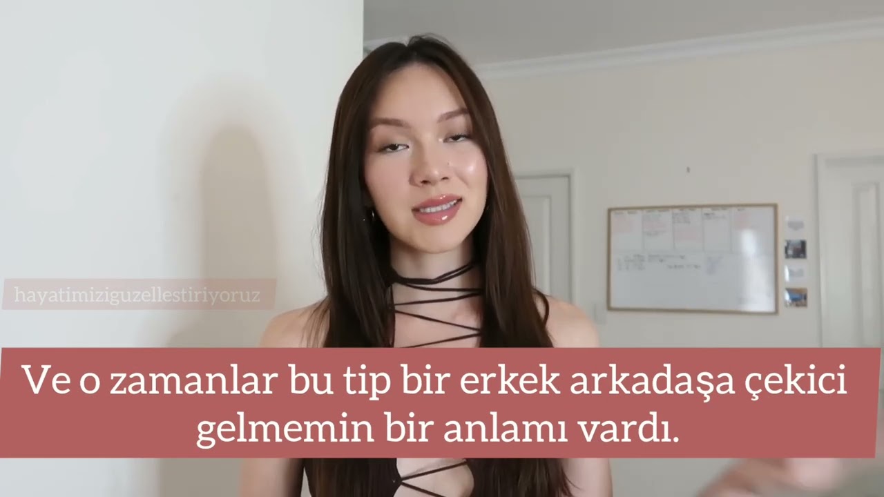 🤡sen bir kraliçe değilsin, bir şakacısın(simonesimmo) türkçe çeviri