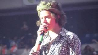 One Direction - Moments / Harry (Live @ Amsterdam Arena)
