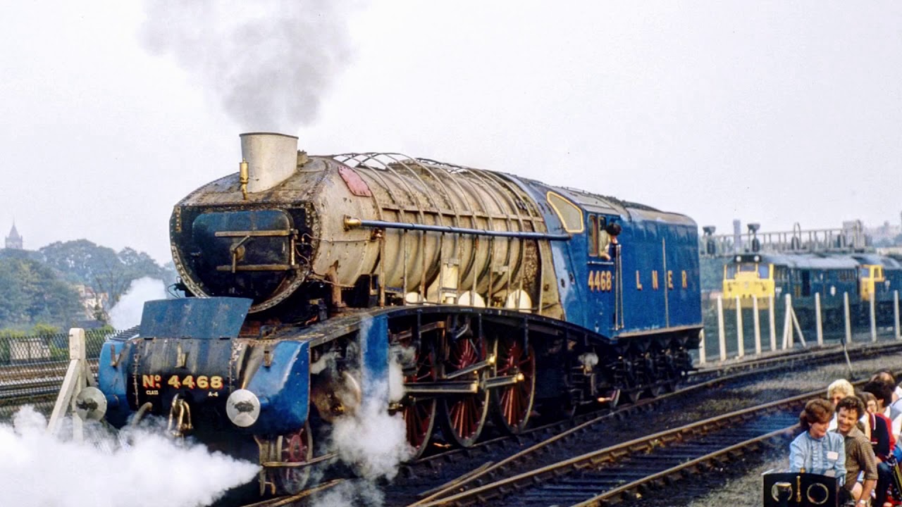 Hornby R3612 Mallard Limited Edition 80th Anniversary Celebration & Train  Pack Preview