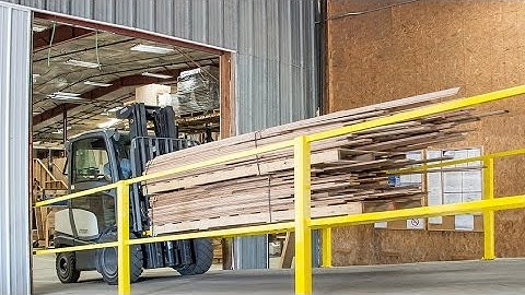 Why Is Crown The Right Material Handling Solutions Partner for Urban Evolutions?