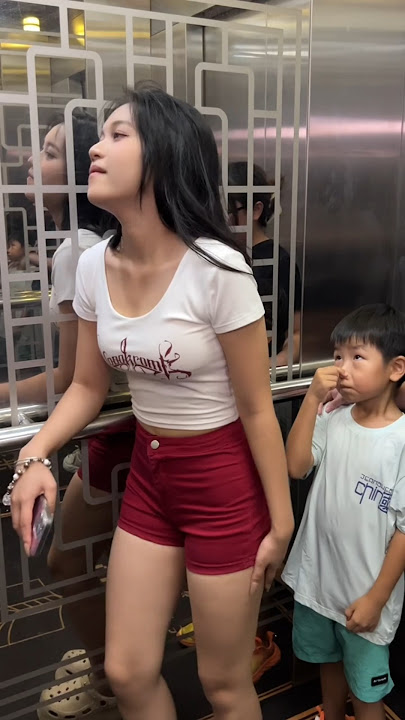 Cute girl fart prank in elevator 😂 #funny #shorts #comedy #beauty