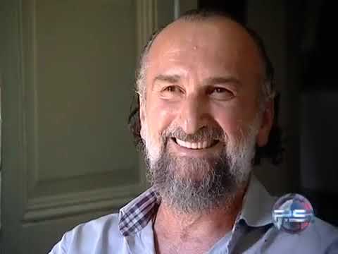 P S  ქუთაისის მერის პორტრეტი იტალიის ქალაქ კოზენცას საგამოფენო სივრცეში