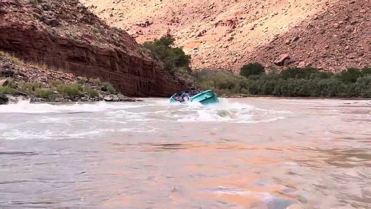 Moab Jett soaking after we make the u-turn. 