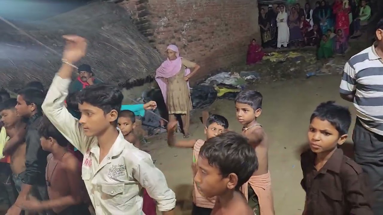 Anjuman parchme abbash lambua sultanpur.mo 8957513133