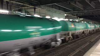 EF64-1000番台(1017号機+1037号機)牽引 石油輸送列車