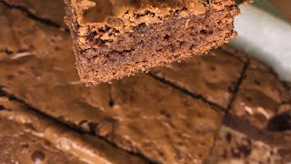 البراونيز_Brownie وصفة البراوني/باسهل وابسط الطرق/كيكة غنية بالشوكلاتة ??