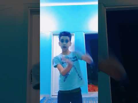 اغنيه اللي شوفه مش بتاعتك ملامح في وشه خلي الناس تشم نفس عليه