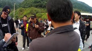 Jeb Corliss Flies Through Tianmen Cave