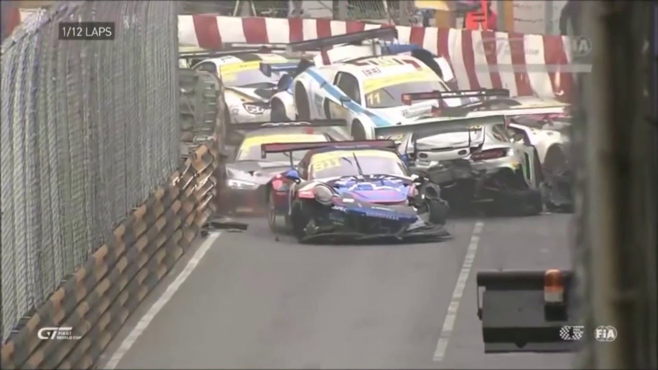 GT Racing massive crash - YouTube
