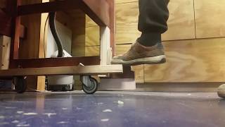 RETRACTING CASTERS - WORKBENCH
