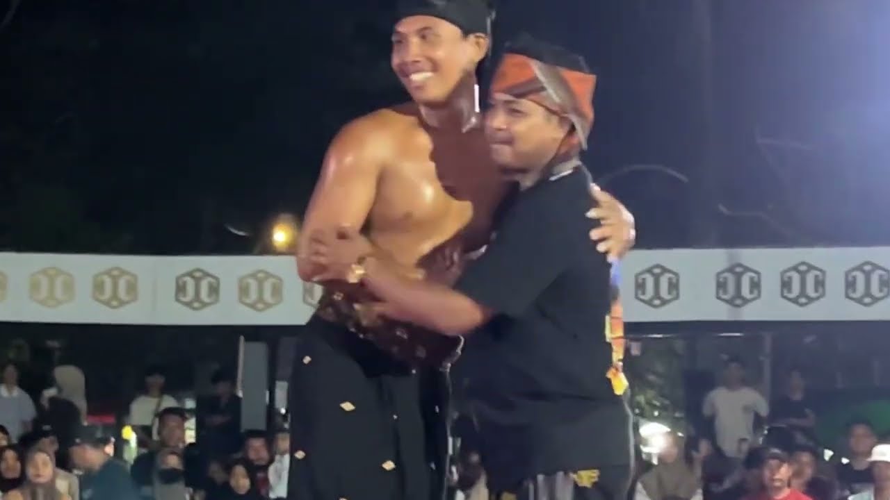 FULL PUSAKE JATI VS SEKAR BERTAJI PERESEAN ALUN ALUN TASTURA PRAYA