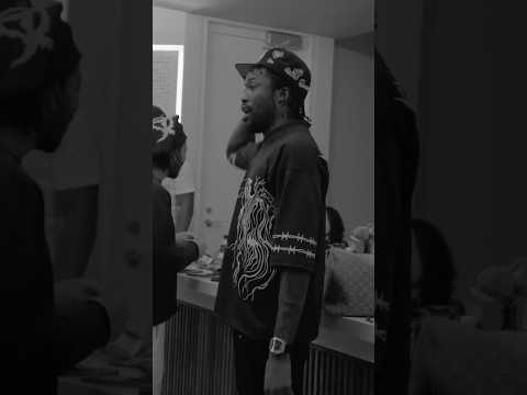 Meek Mill In The Studio With Zona Man Playing New Flame 