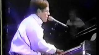 Skyline Pigeon - Live Africa 1993 - Elton John & Ray Cooper