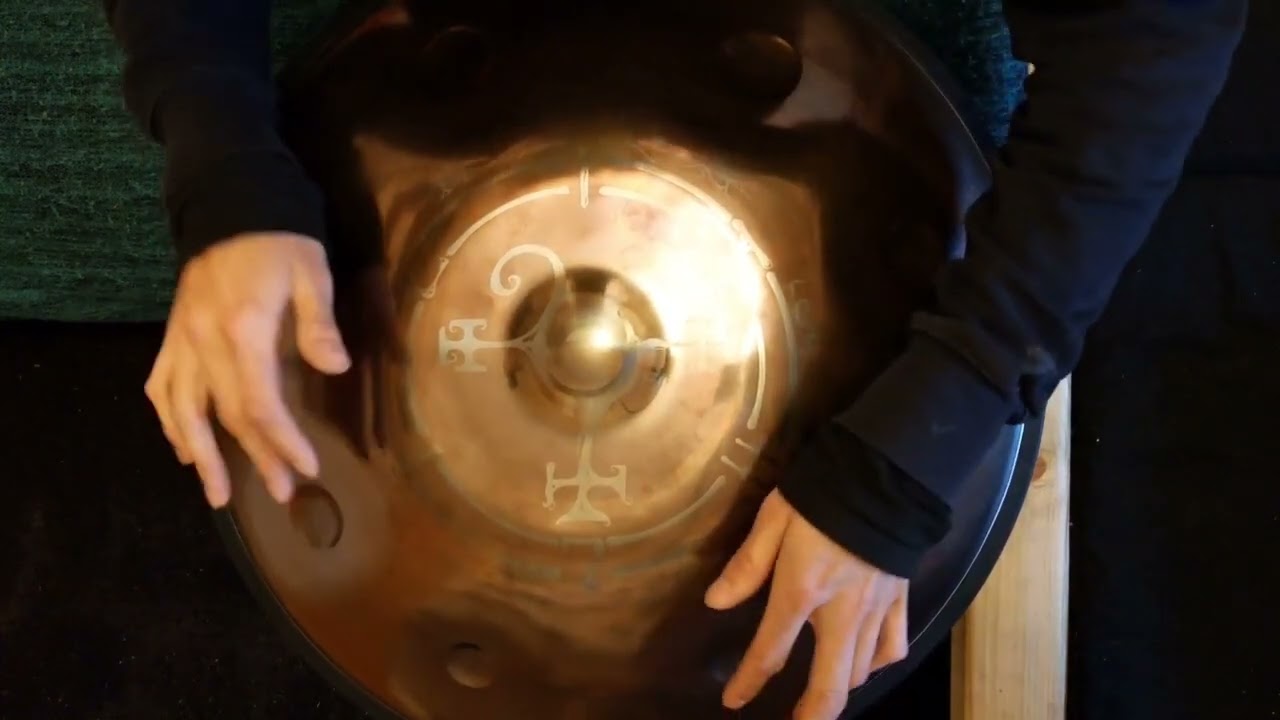 LUNA Handpan - LILITH ( lokrian mode / stainless steel )