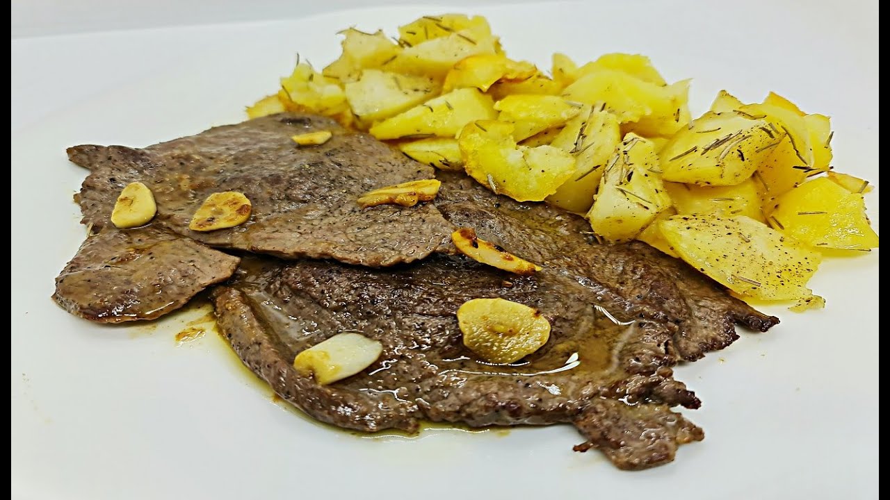 FILETES DE TERNERA AL AJILLO Y LIMÓN CON PATATAS AL ROMERO RECETA DE CARNE  FACIL Y SENCILLA 