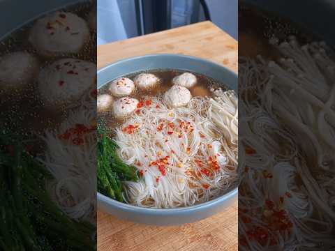 Сборный суп с ароматным тайским бульоном #shorts #рецепт #домашняяеда