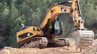 CAT 345D LME | Rock Destroyer in the Quarry | Expert excavator operator