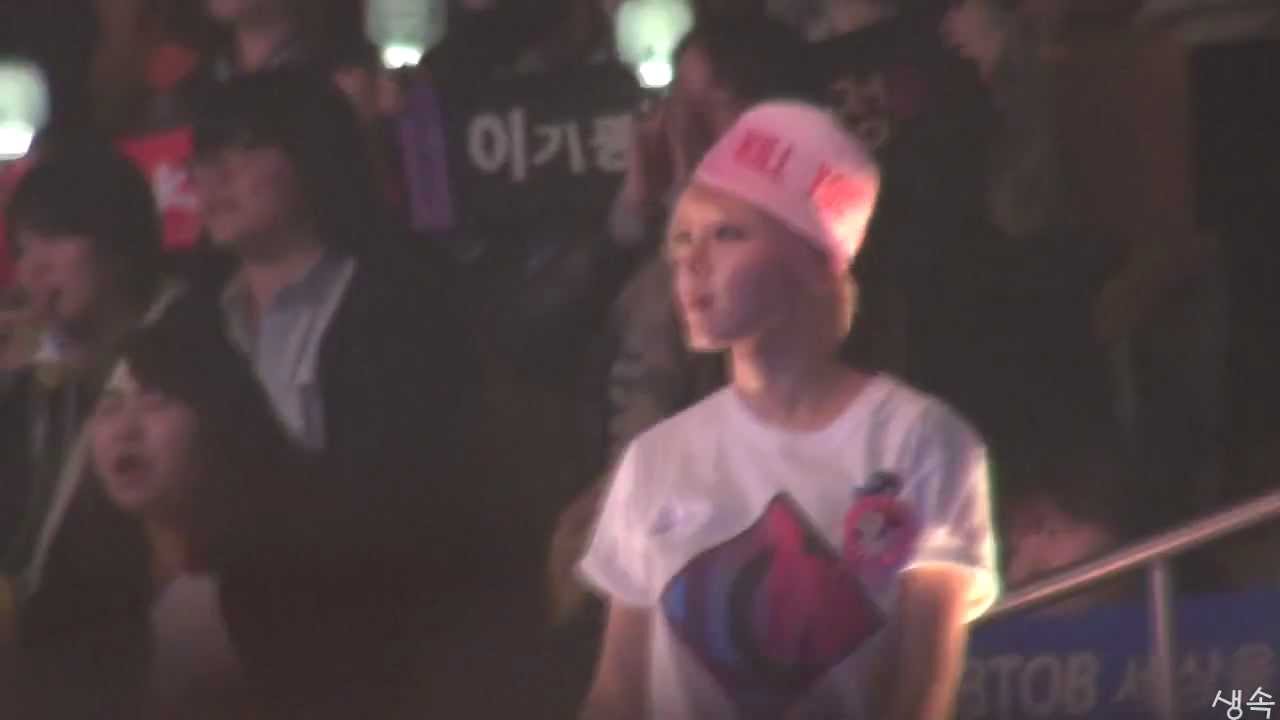 [FANCAM]130202 Ending - jiyoon _United CUBE in Seoul