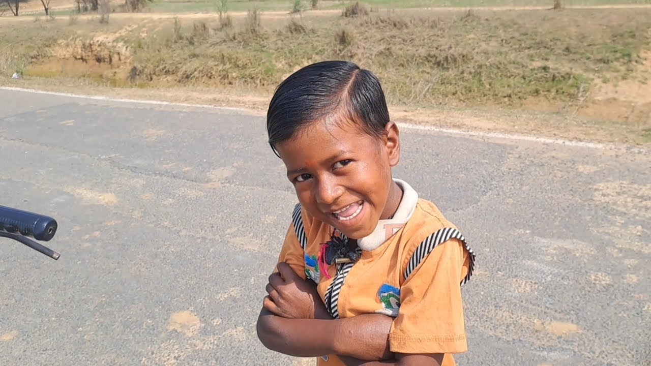 Sach Batao… Ye Wala Hairstyle Aapko Bhi Mila Tha Na? 😂✂️🔥