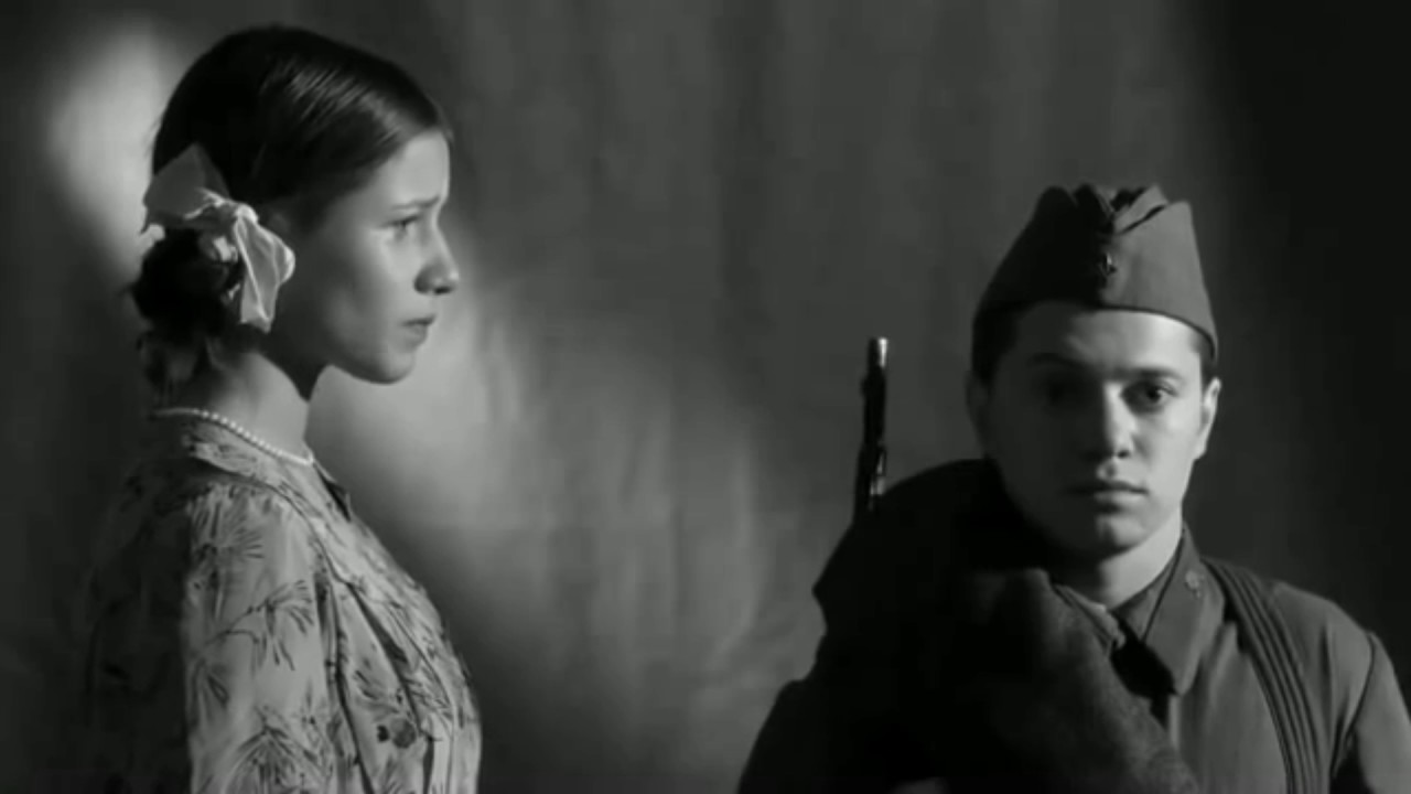 Райком закрыт все ушли на фронт картина