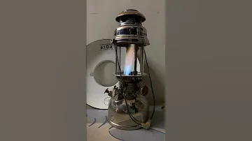 Pressure Kerosene Lamp 