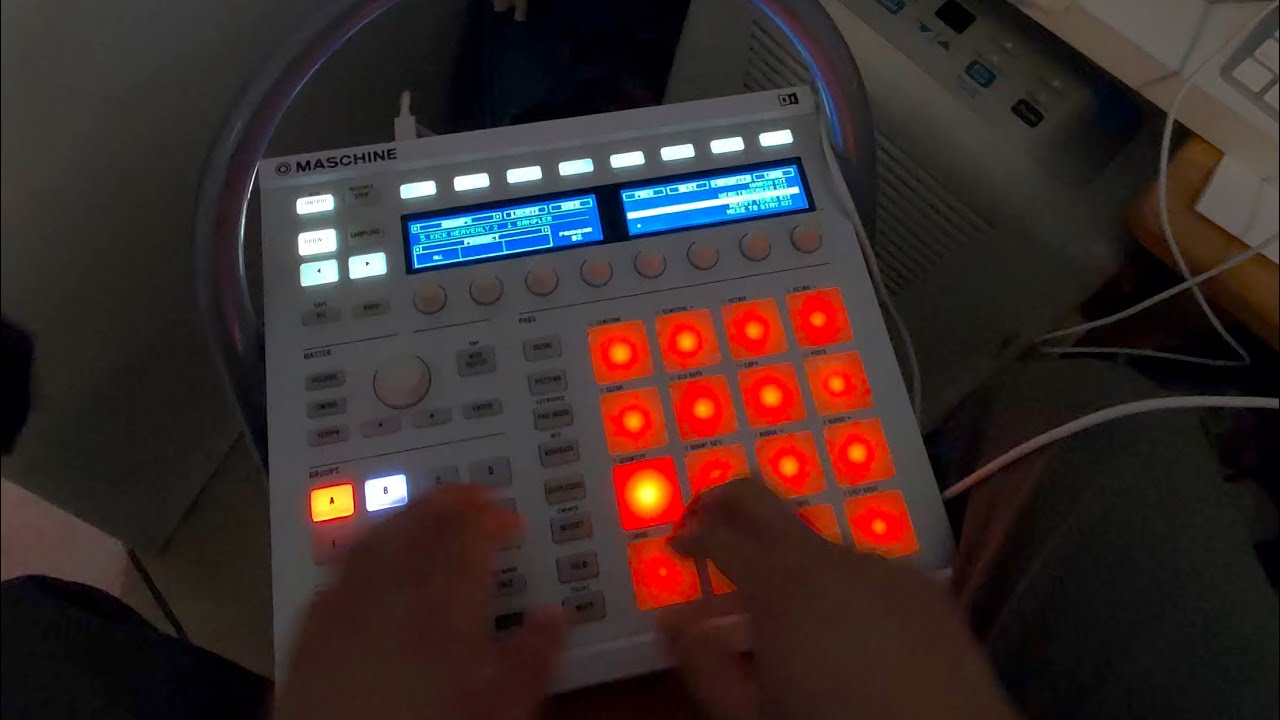 MAKING CRAZY BEAT ON DRUM MACHINE - YouTube