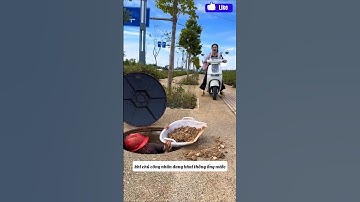 Chú công nhân không may bị nhốt dưới cống.#shorts