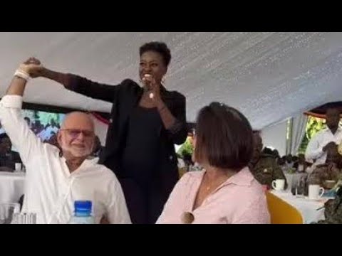 Julian Kanyomozi performs, dances with Sudhir at a luncheon at State House