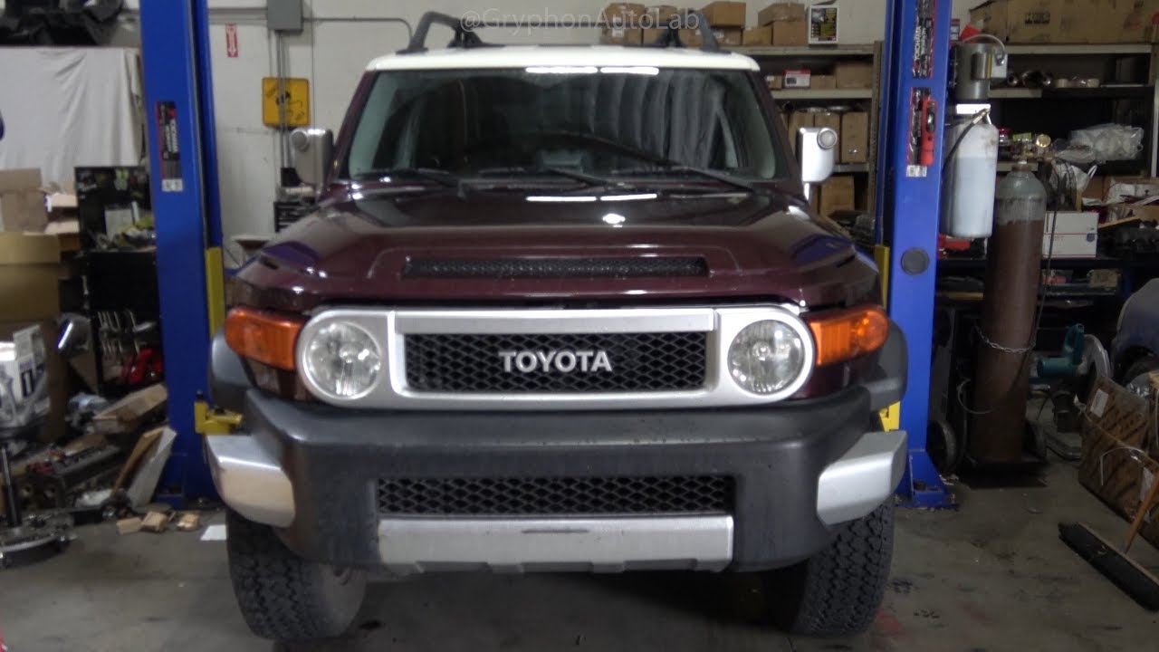 How I Remove The Toyota Fj Cruiser Front Grill And Headlights