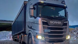 Что внутри scania R500. Обзор scania. Водитель Скандинавии.