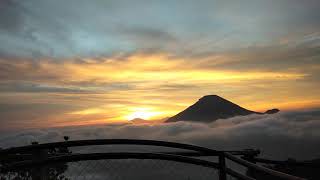 Ke indahan negri di atas awan