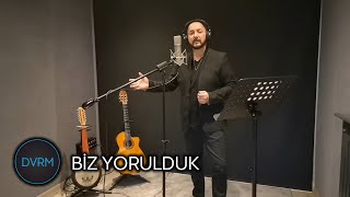 Devrim Ekiz - Biz Yorulduk Resimi