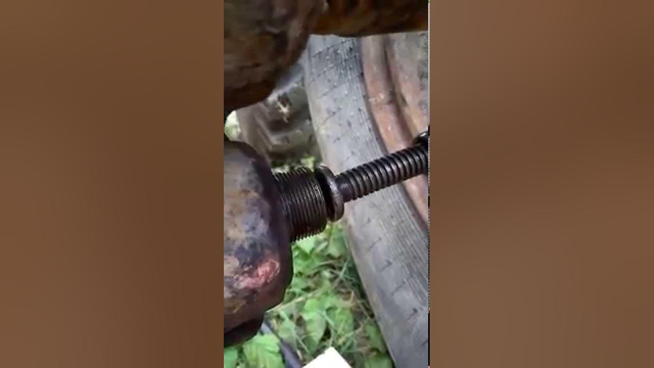 Как снять рулевую тягу камаз