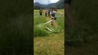 No Machines! Traditional Scythe Speed Cutting 😱🌾