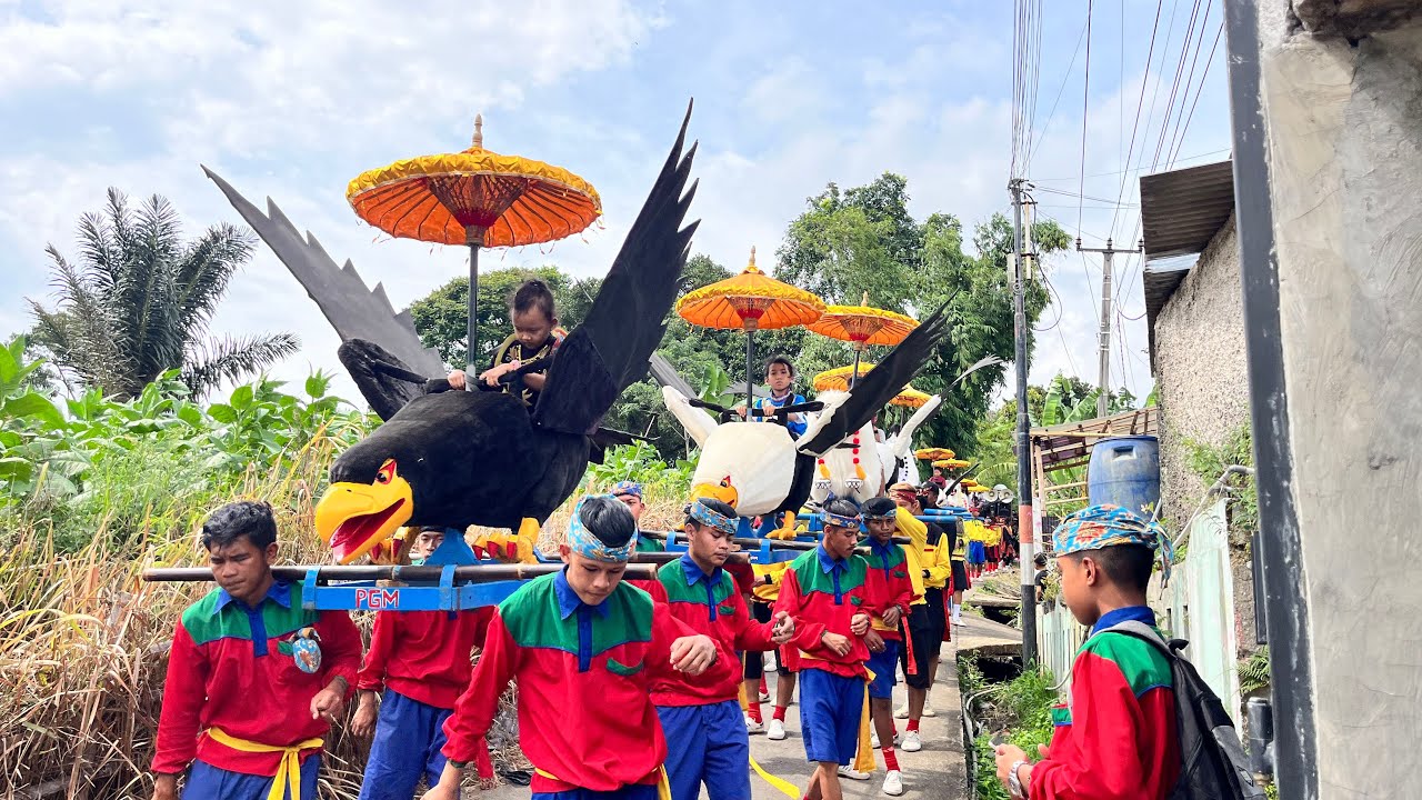 ARAK ARAKAN SENI BENJANG MEKAR BUDAYA DI PASIR KUNCI