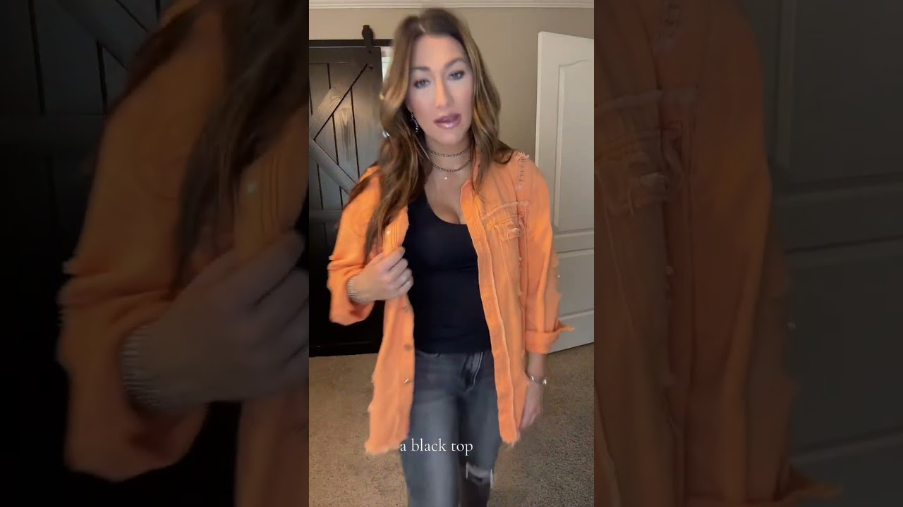 Score stylish fall looks for any game day! 