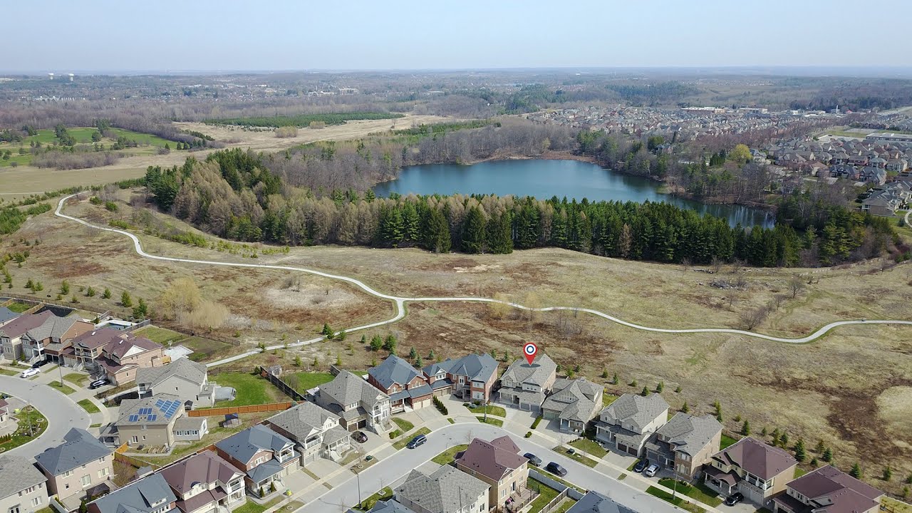 31 Farmhouse Cres Richmond Hill On Youtube