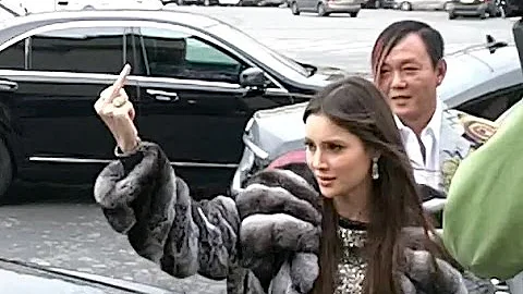 Deborah Valdez Hung response to Paparazzis - Paris...